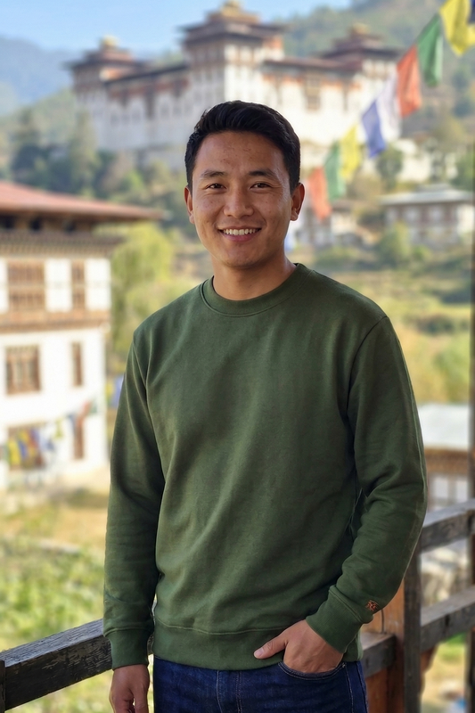 Sample SweatShirt Winterwear – Varthagam International